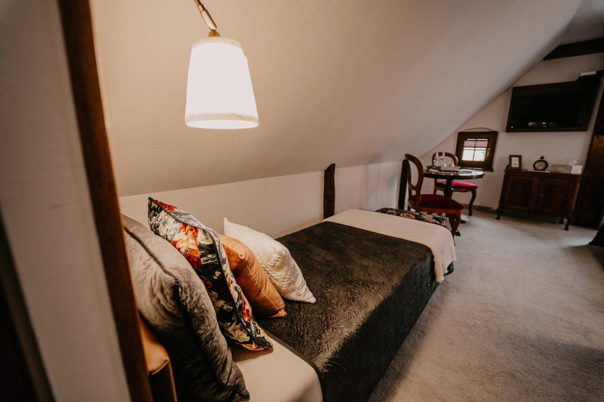 Brzeznica  Stary Mlyn W Brzeznicyヴィラ 部屋 写真